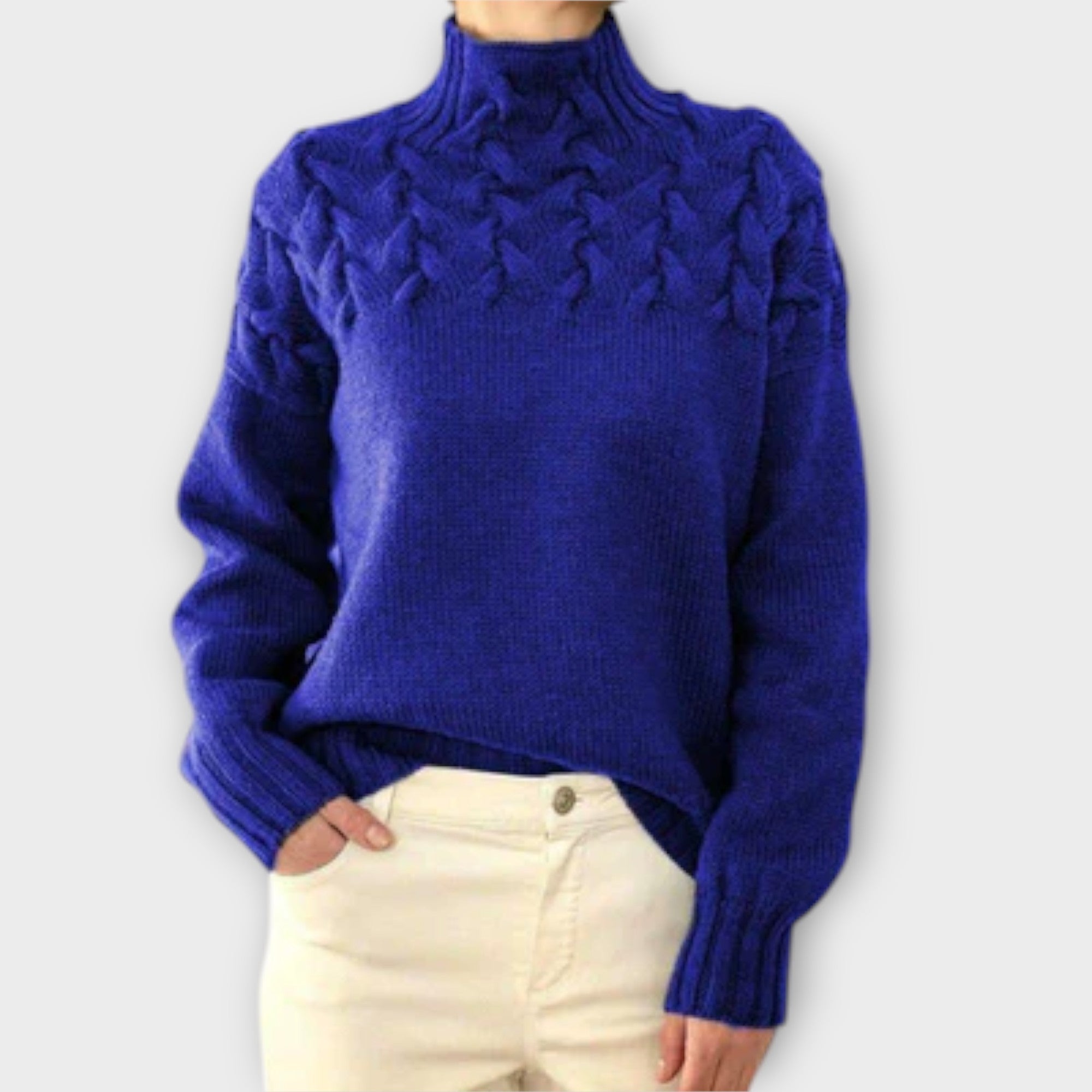Eva - Damski sweter z detalicznym wzorem warkocza